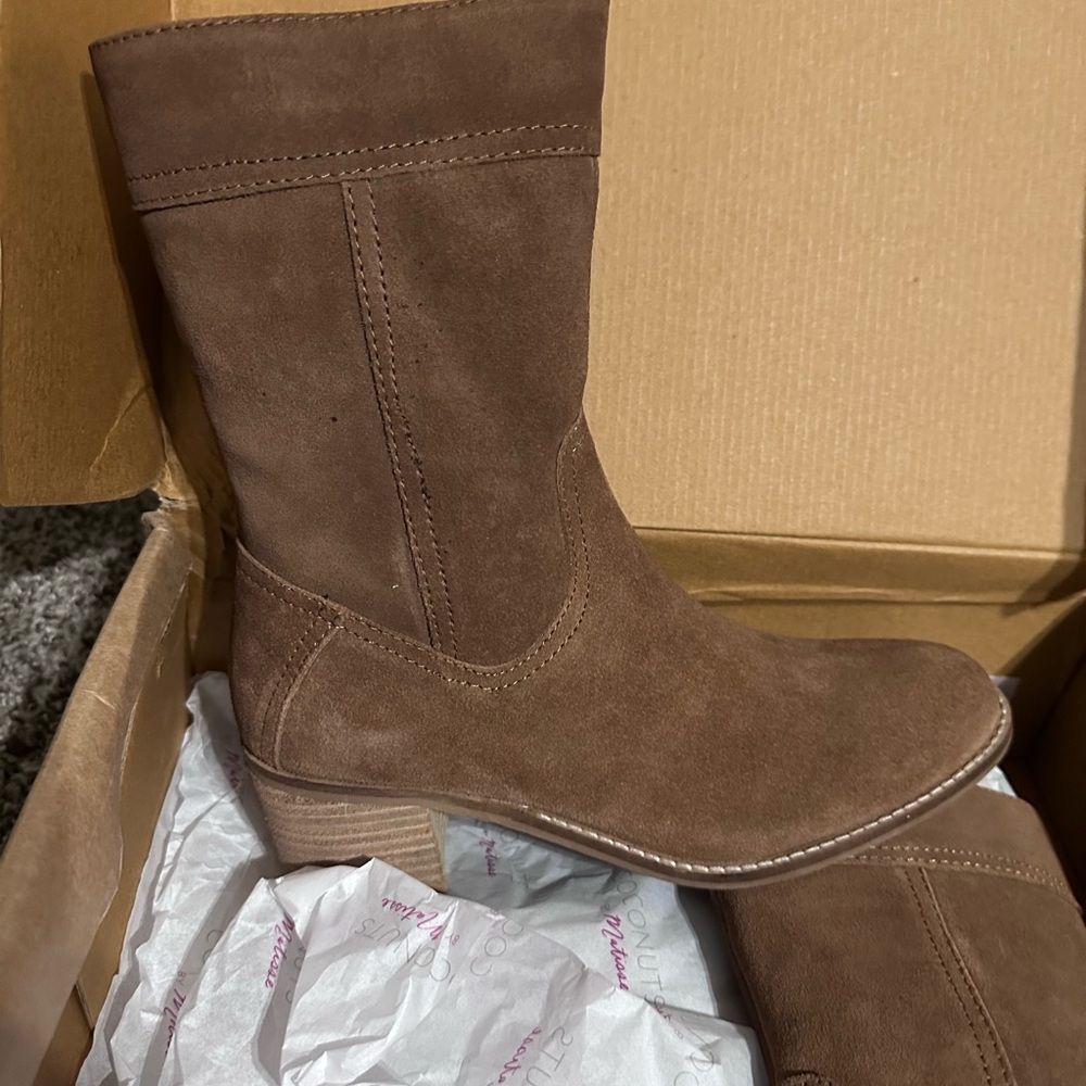 Coconuts by Matisse Brown Ankle Boots